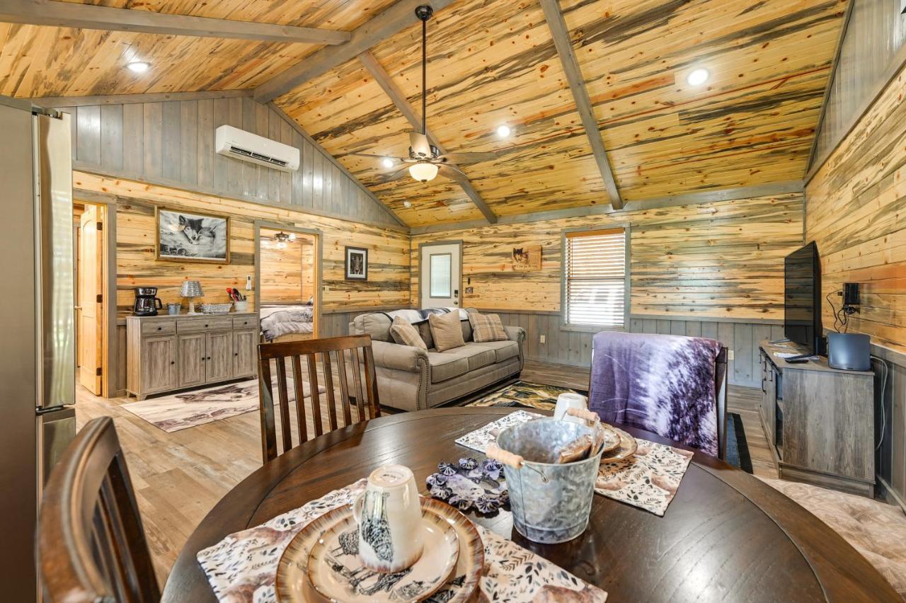 Pet-Friendly Broken Bow Cabin Near Lukfata Creek! Vila Exterior foto